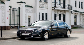 Sedan taxi to DIA airport in Lone Tree, CO